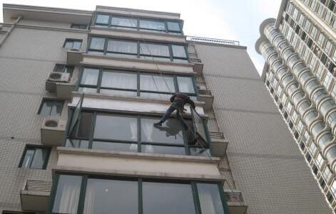 外墻防水刻不容緩,具體施工補(bǔ)漏方案如下